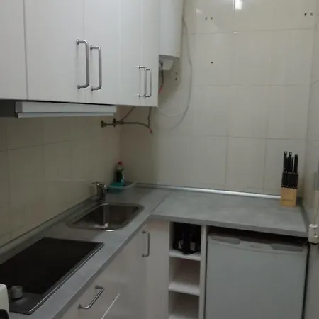 M.l Vicentes Daire *